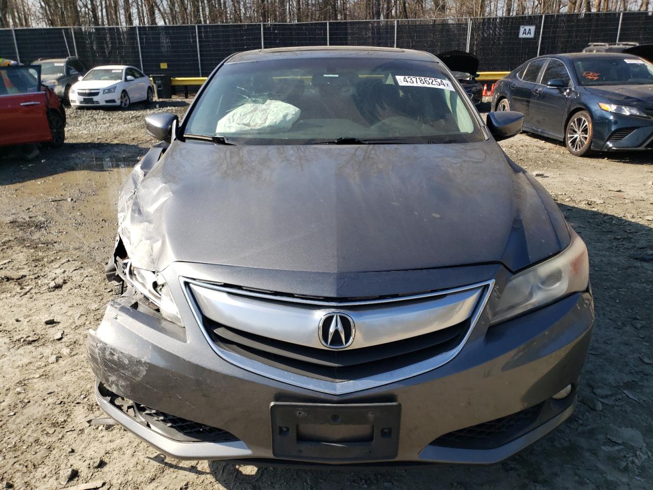 Photo 4 VIN: 19VDE1F73DE018768 - ACURA ILX 