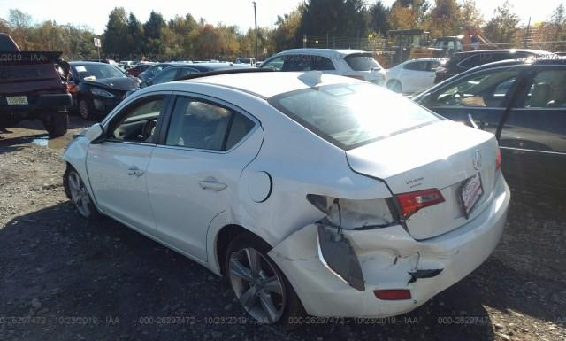 Photo 2 VIN: 19VDE1F74EE004167 - ACURA ILX 