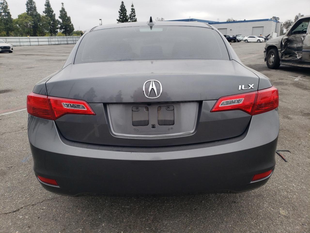 Photo 5 VIN: 19VDE1F75DE005021 - ACURA ILX 