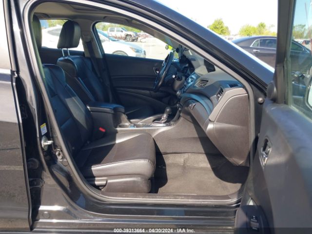 Photo 4 VIN: 19VDE1F76DE011202 - ACURA ILX 