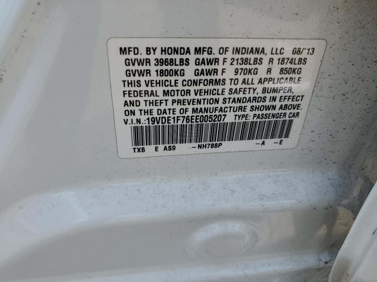 Photo 11 VIN: 19VDE1F76EE005207 - ACURA ILX 