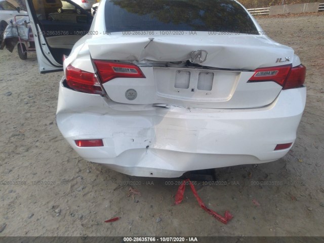 Photo 5 VIN: 19VDE1F77EE009184 - ACURA ILX 