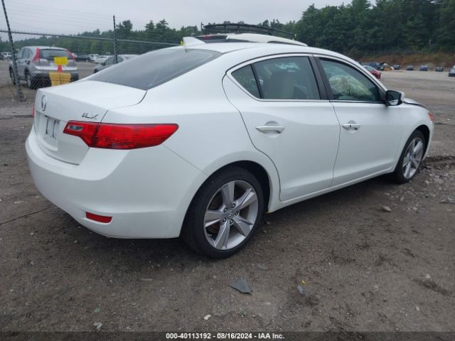 Photo 3 VIN: 19VDE1F77FE002740 - ACURA ILX 