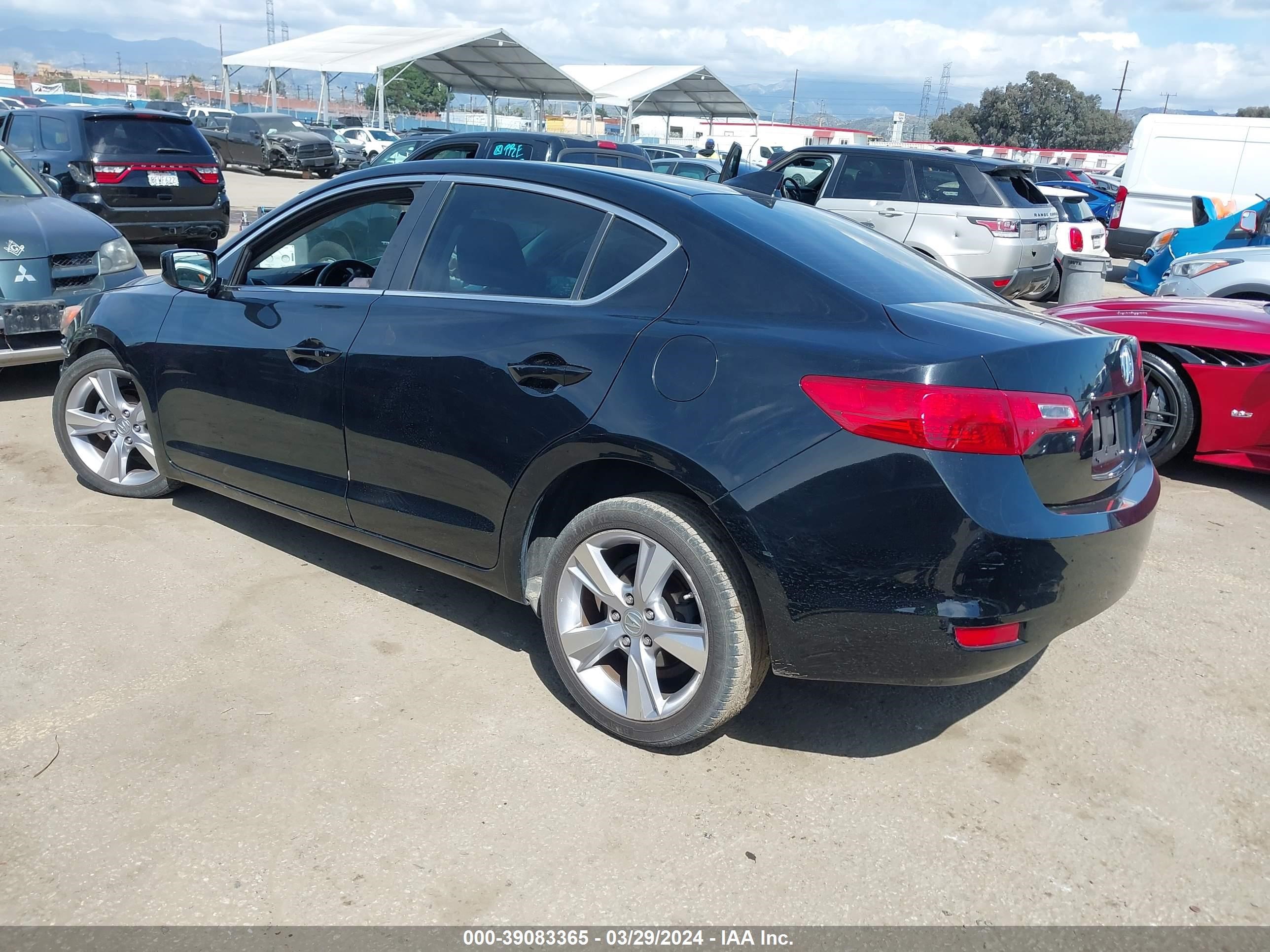 Photo 2 VIN: 19VDE1F78DE001433 - ACURA ILX 