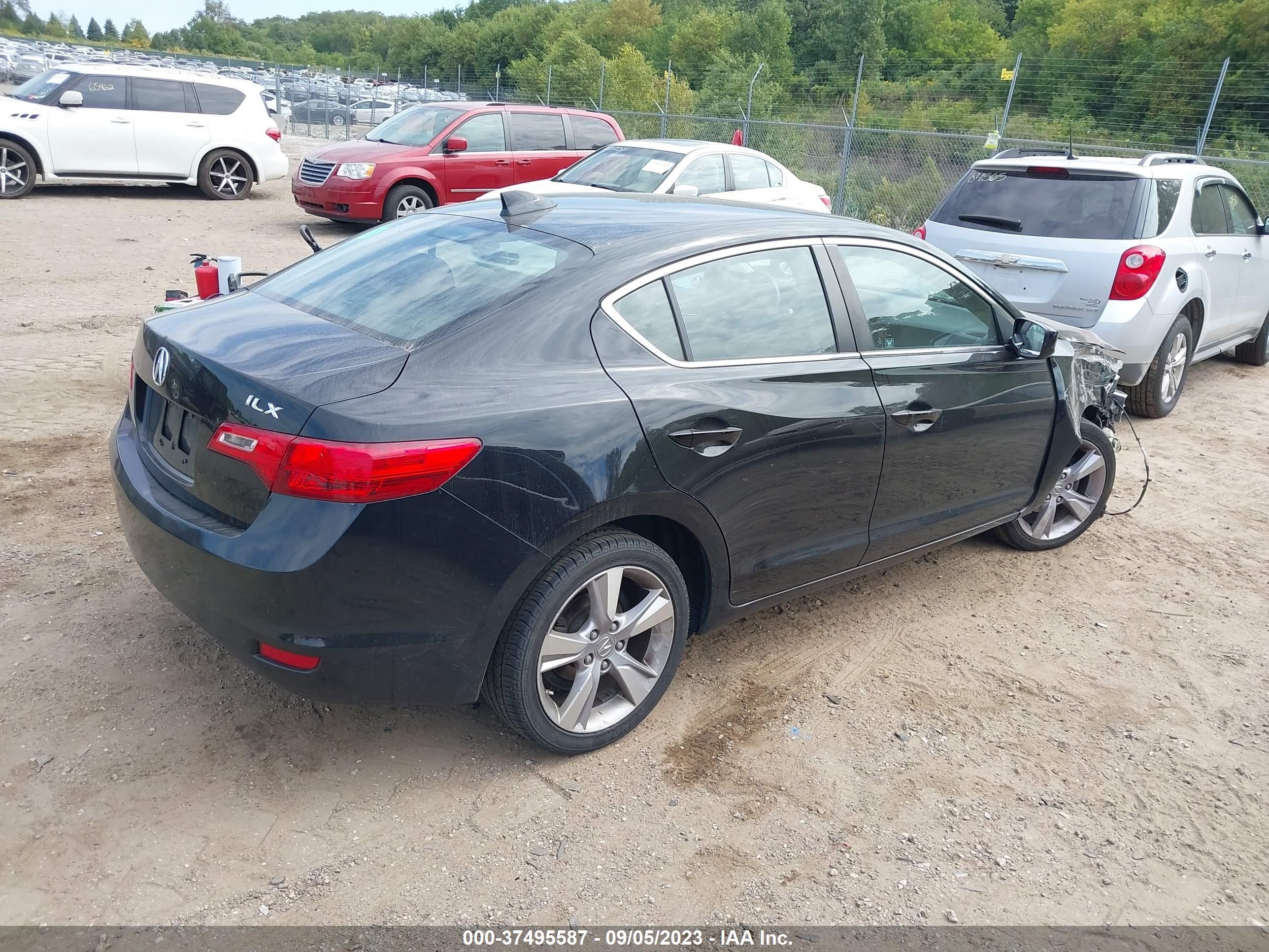 Photo 3 VIN: 19VDE1F78DE016210 - ACURA ILX 