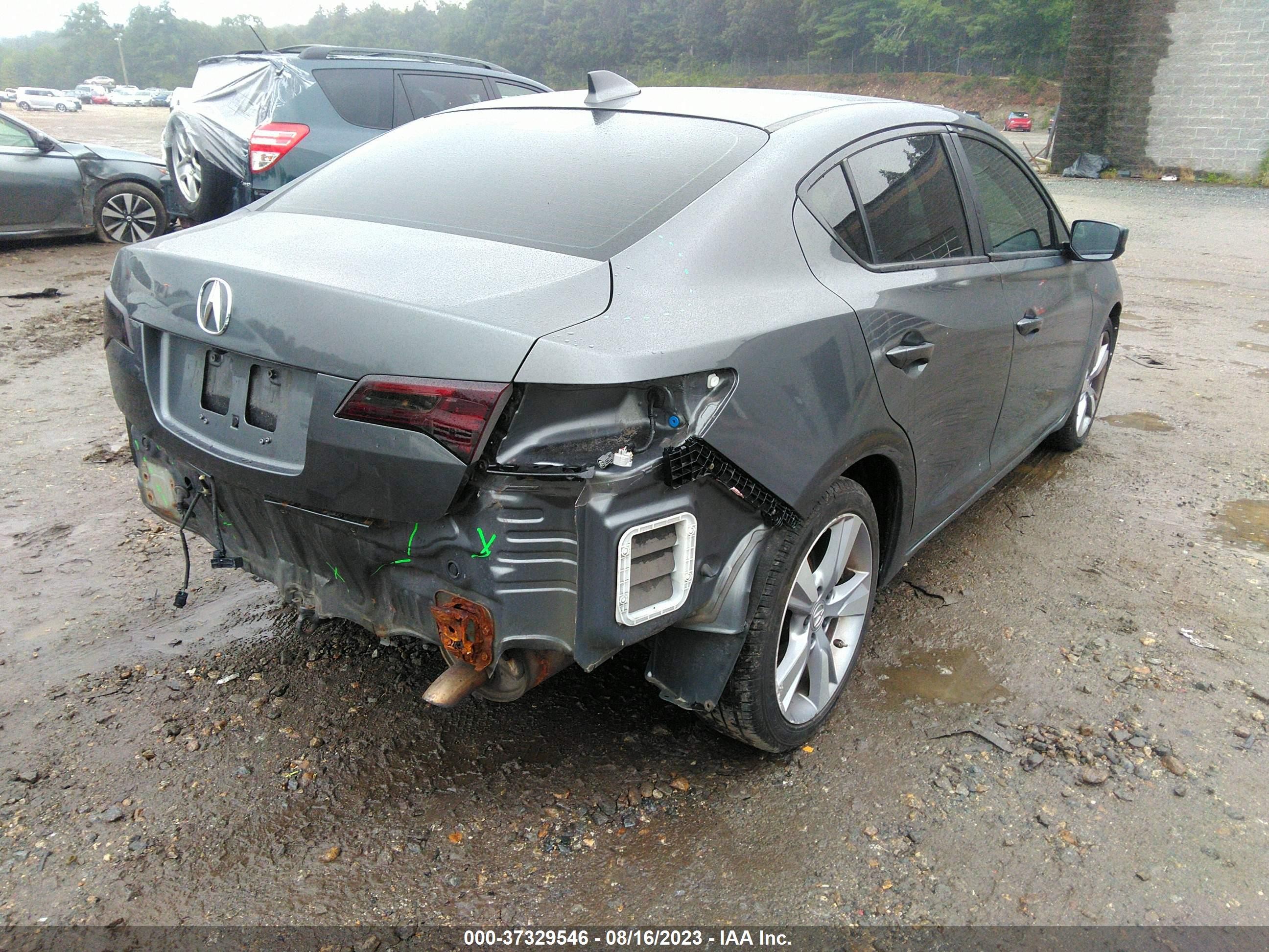 Photo 3 VIN: 19VDE2E52DE000395 - ACURA ILX 