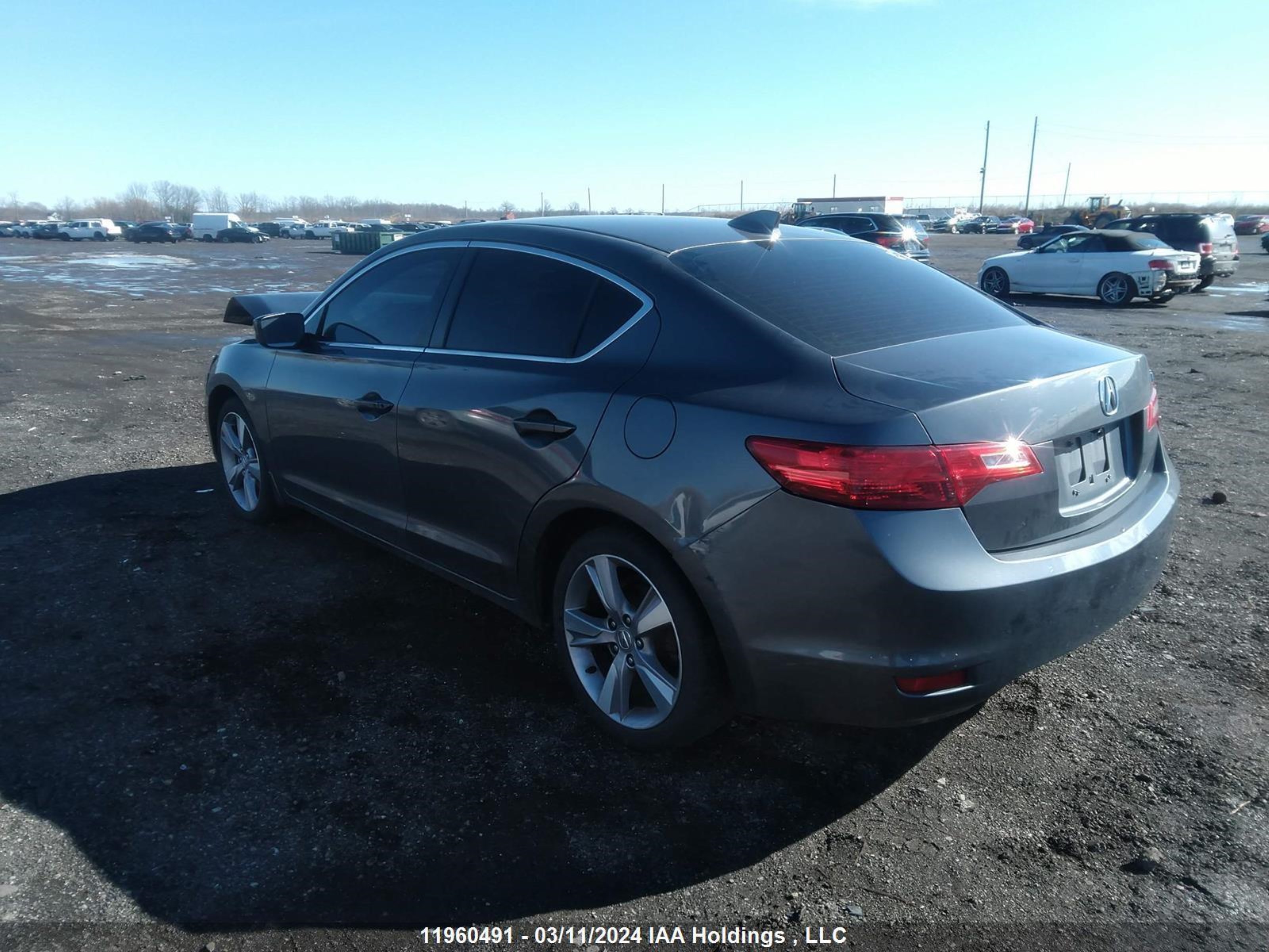 Photo 2 VIN: 19VDE2E71EE400290 - ACURA ILX 