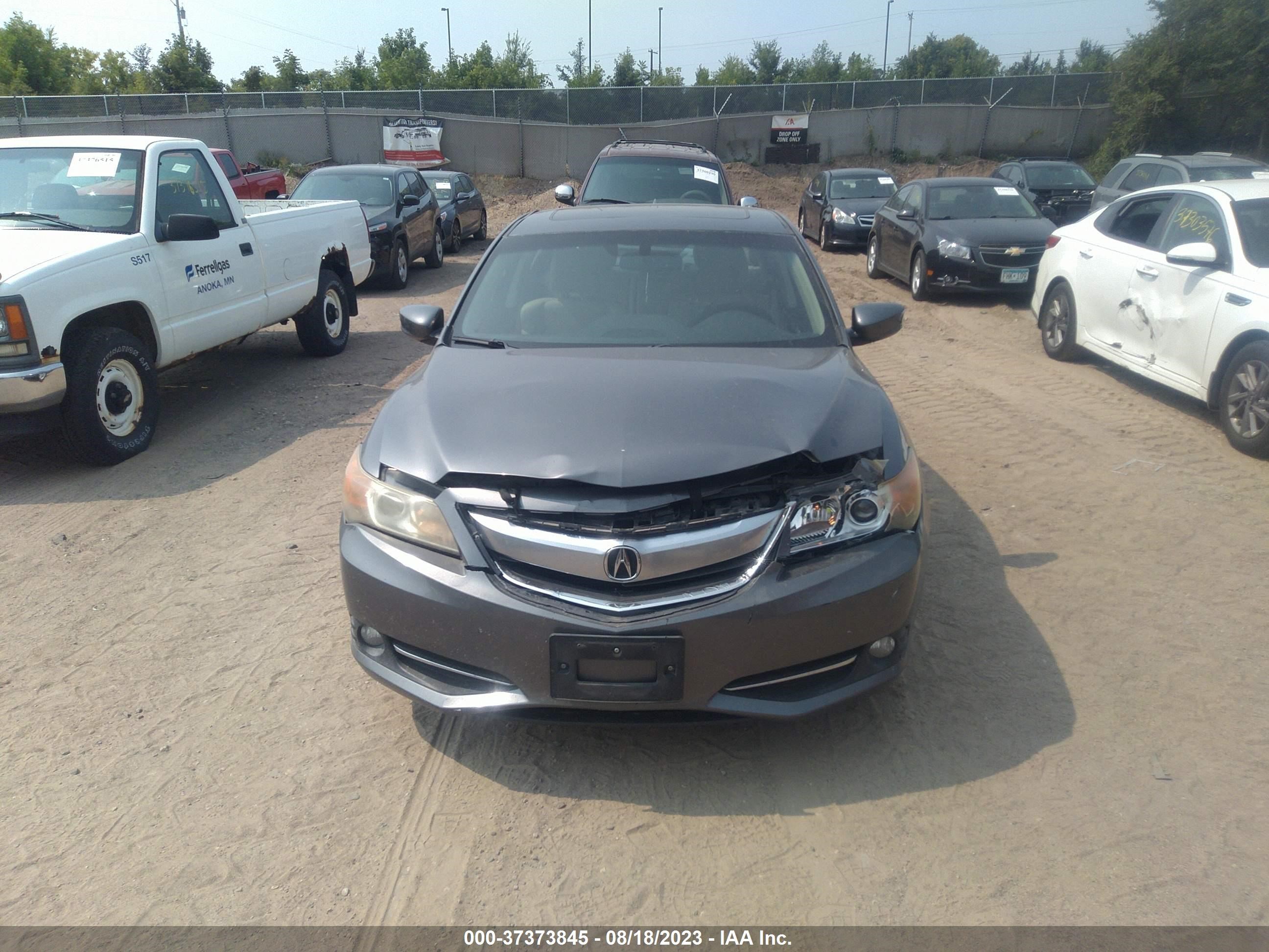 Photo 11 VIN: 19VDE3F74DE300509 - ACURA ILX 