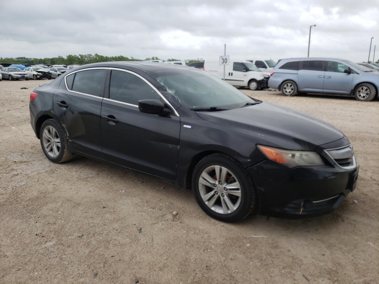 Photo 3 VIN: 19VDE3F74DE300588 - ACURA ILX 