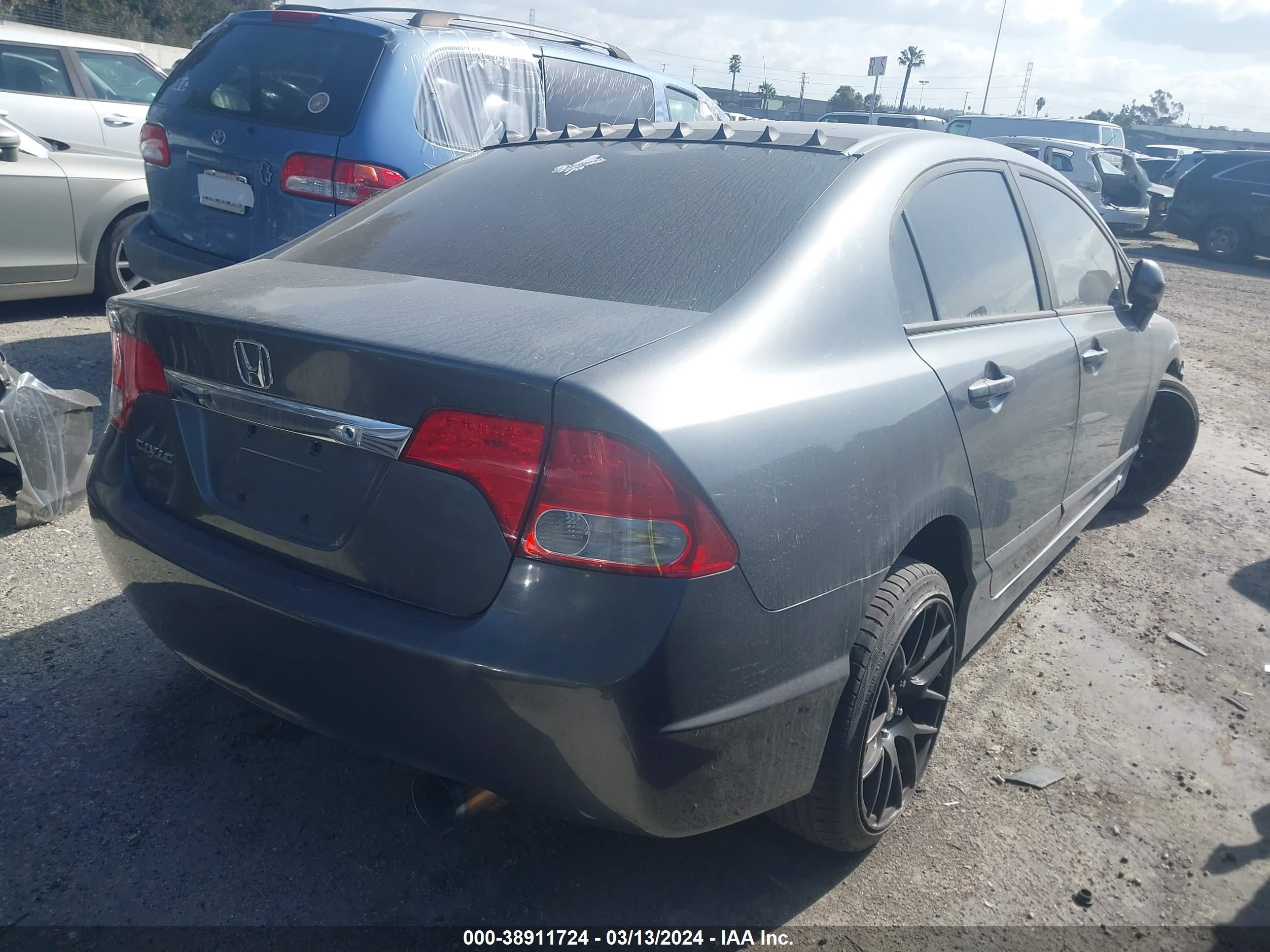 Photo 4 VIN: 19XFA16549E021907 - HONDA CIVIC 