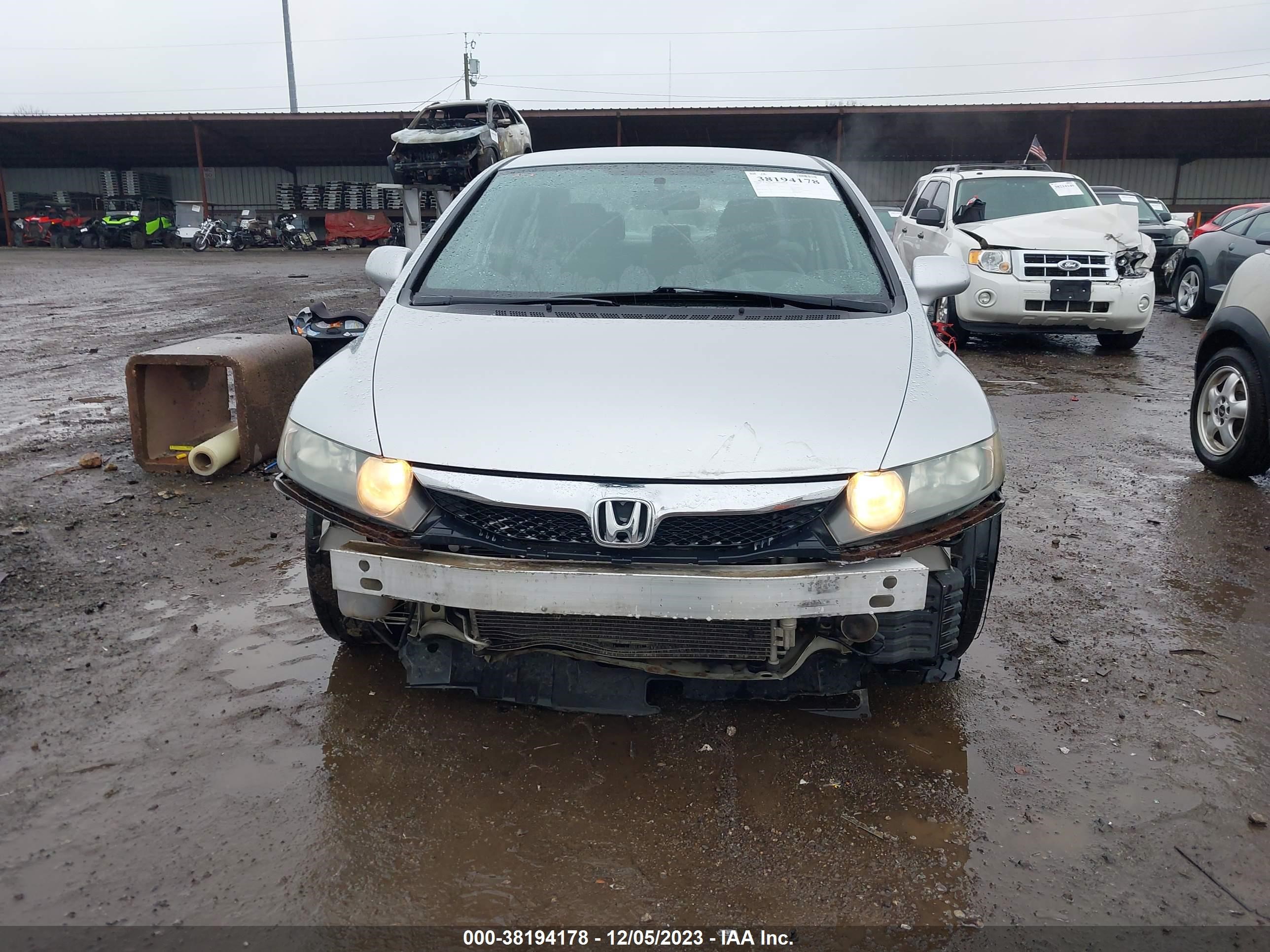 Photo 12 VIN: 19XFA16599E038265 - HONDA CIVIC 