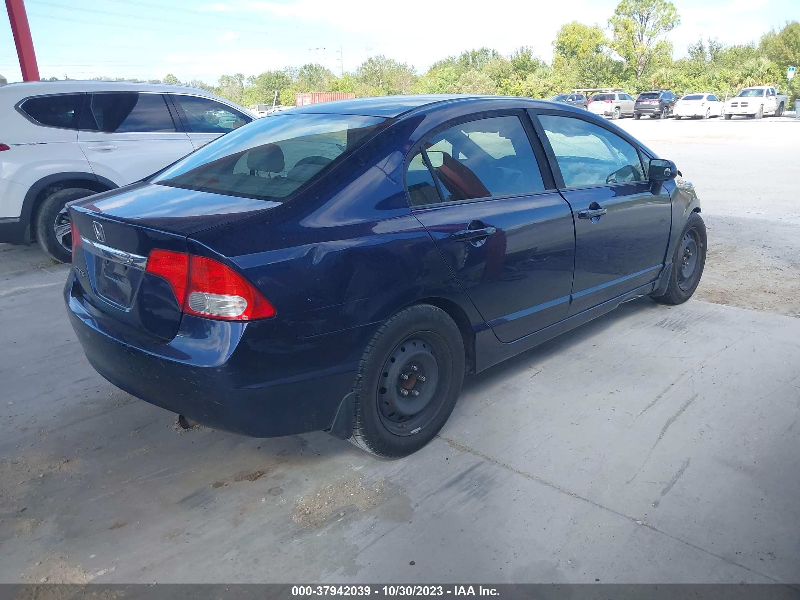 Photo 3 VIN: 19XFA165X9E006568 - HONDA CIVIC 