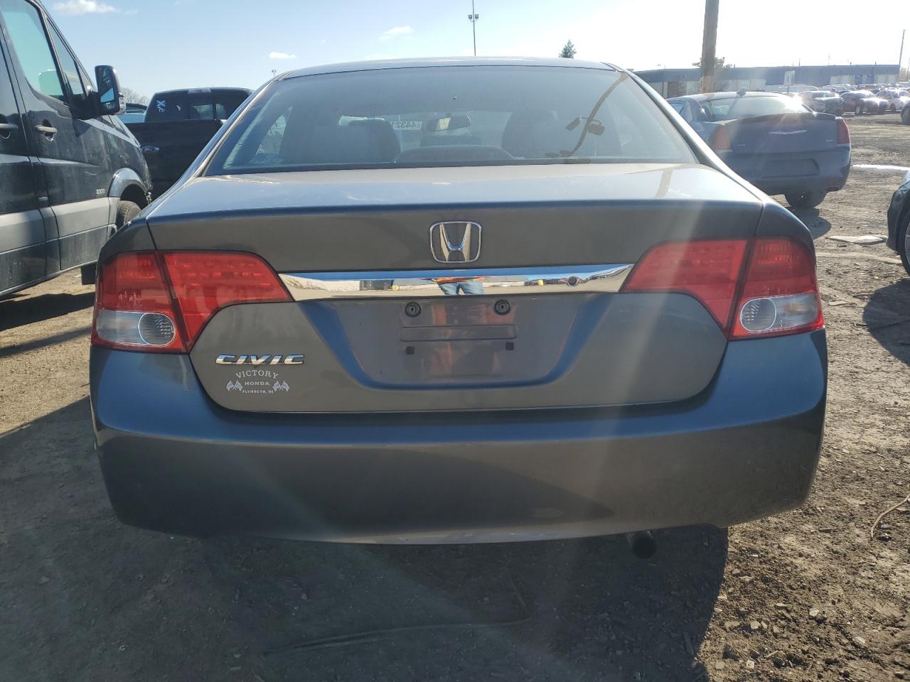 Photo 5 VIN: 19XFA165X9E042177 - HONDA CIVIC 