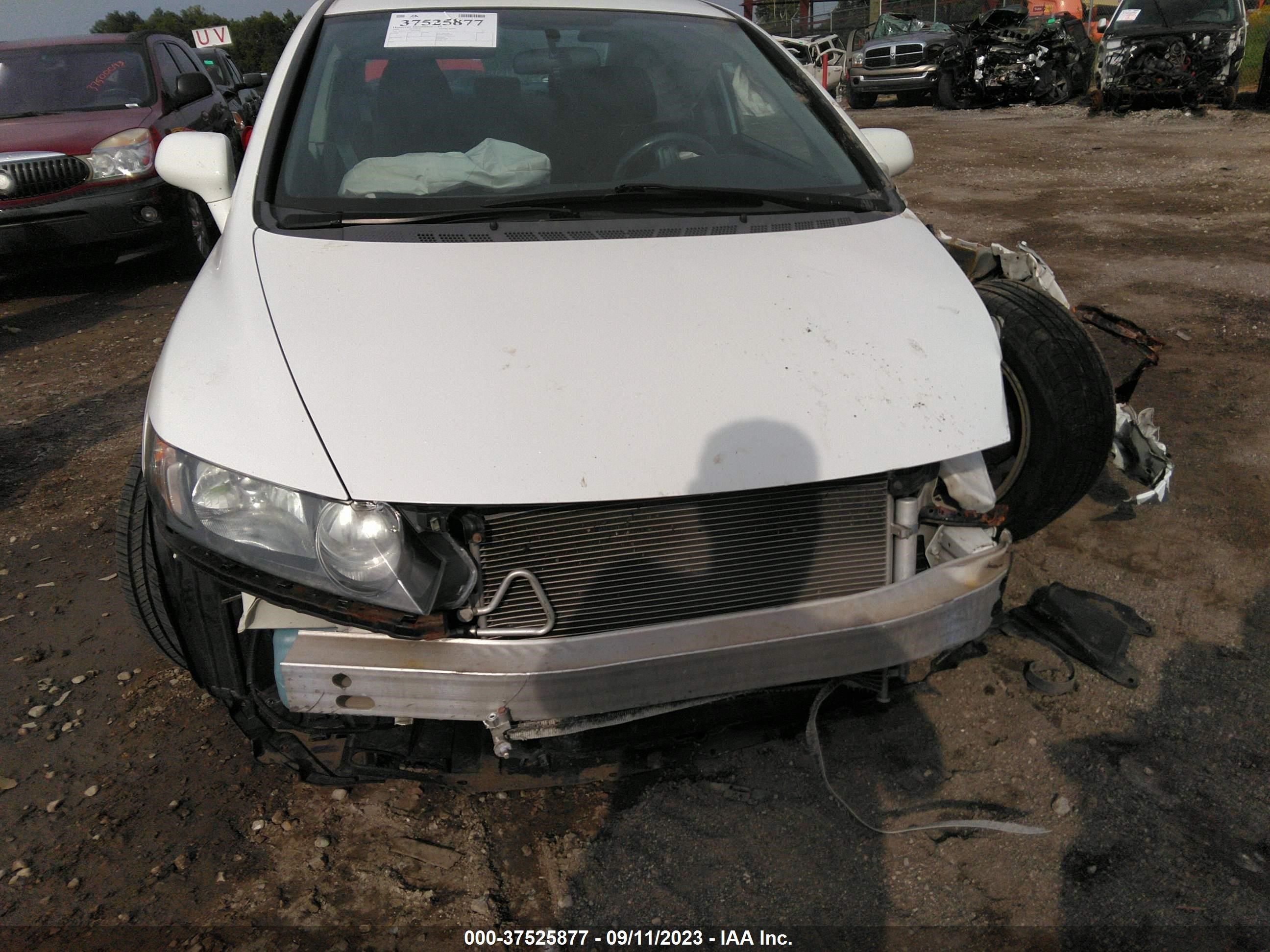 Photo 5 VIN: 19XFA16639E039744 - HONDA CIVIC 