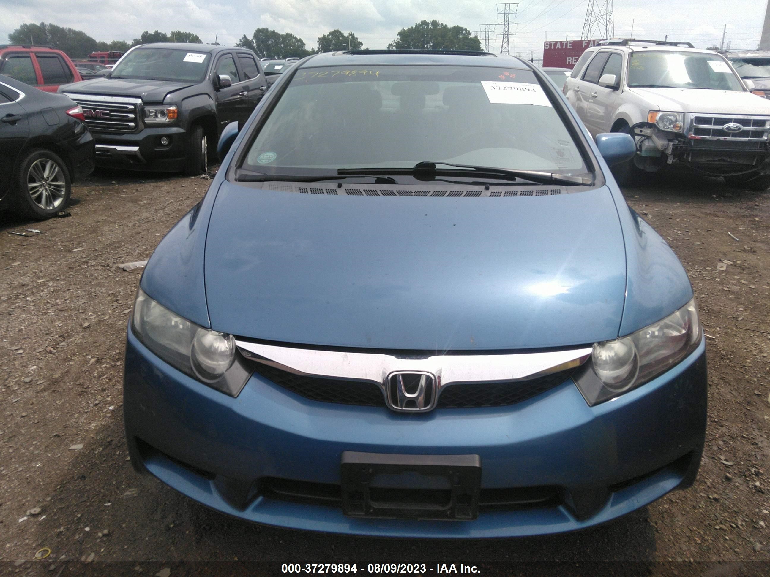 Photo 11 VIN: 19XFA16829E018109 - HONDA CIVIC 