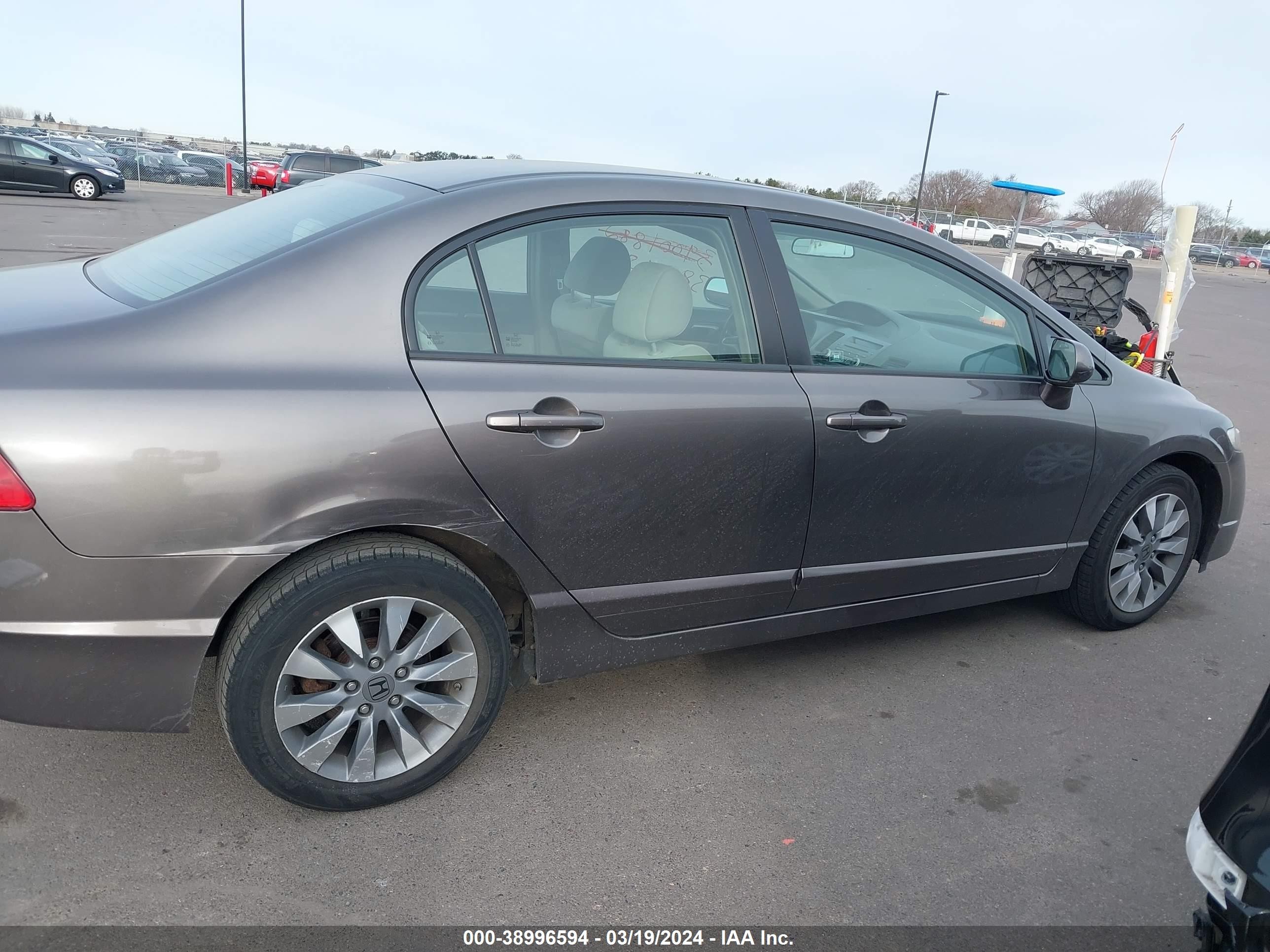 Photo 12 VIN: 19XFA16889E024318 - HONDA CIVIC 