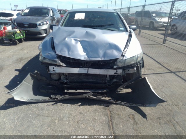 Photo 5 VIN: 19XFA1F31AE036139 - HONDA CIVIC SDN 