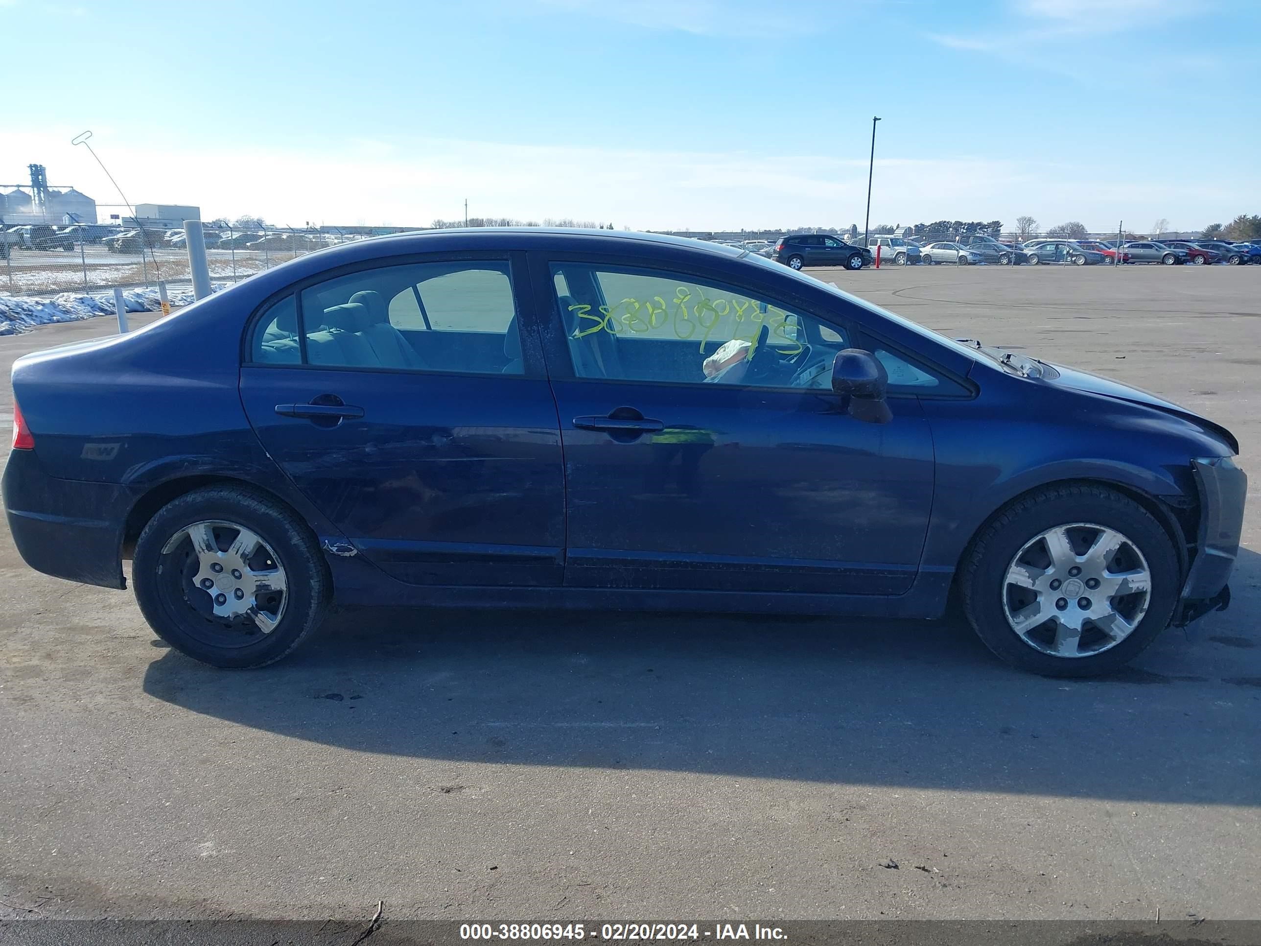 Photo 12 VIN: 19XFA1F50AE043018 - HONDA CIVIC 