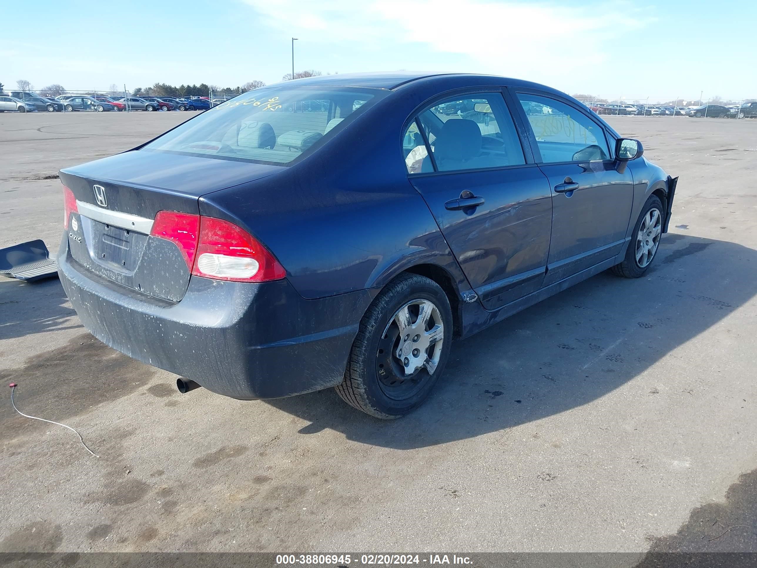 Photo 3 VIN: 19XFA1F50AE043018 - HONDA CIVIC 