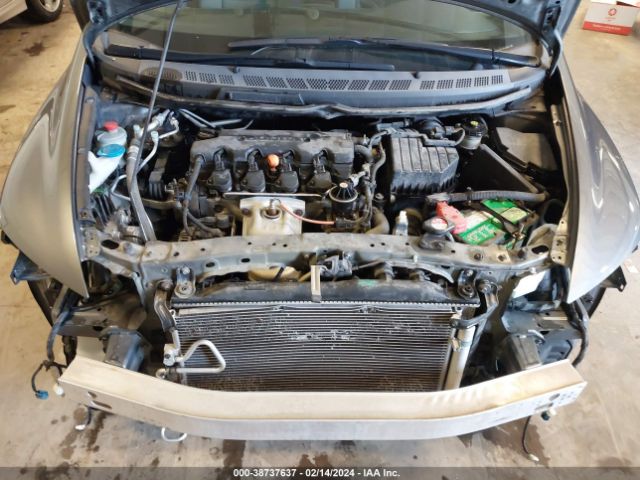 Photo 9 VIN: 19XFA1F51AE028320 - HONDA CIVIC 