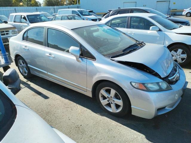 Photo 3 VIN: 19XFA1F51AE066405 - HONDA CIVIC LX 