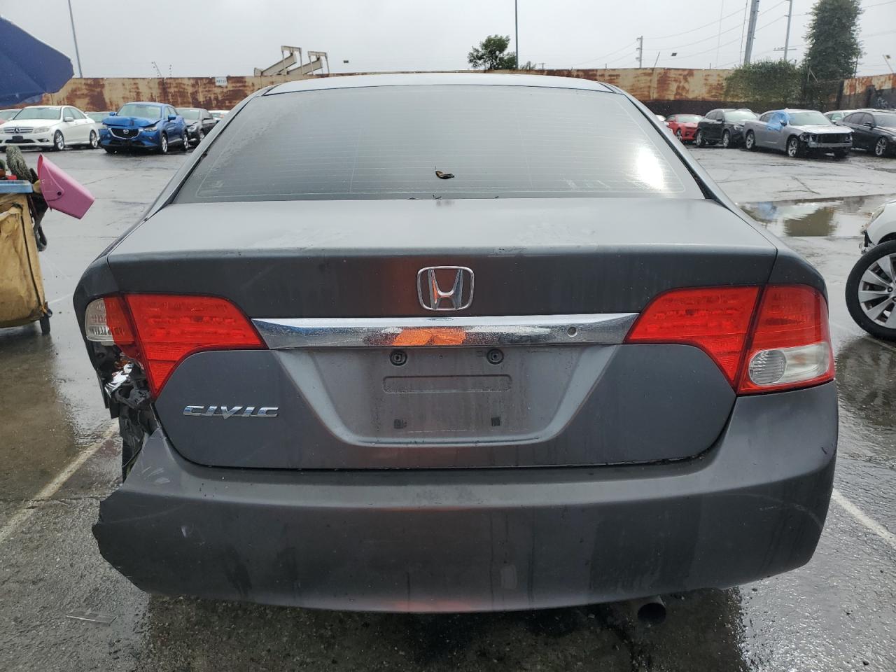 Photo 5 VIN: 19XFA1F52AE017343 - HONDA CIVIC 