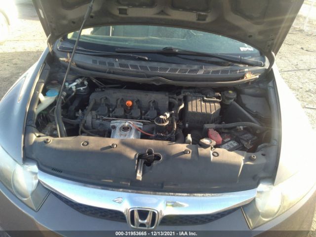 Photo 9 VIN: 19XFA1F52AE085996 - HONDA CIVIC SDN 