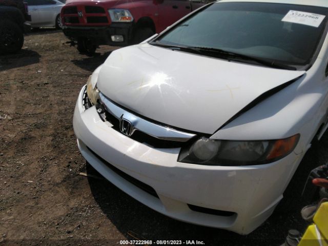 Photo 5 VIN: 19XFA1F53AE000499 - HONDA CIVIC 