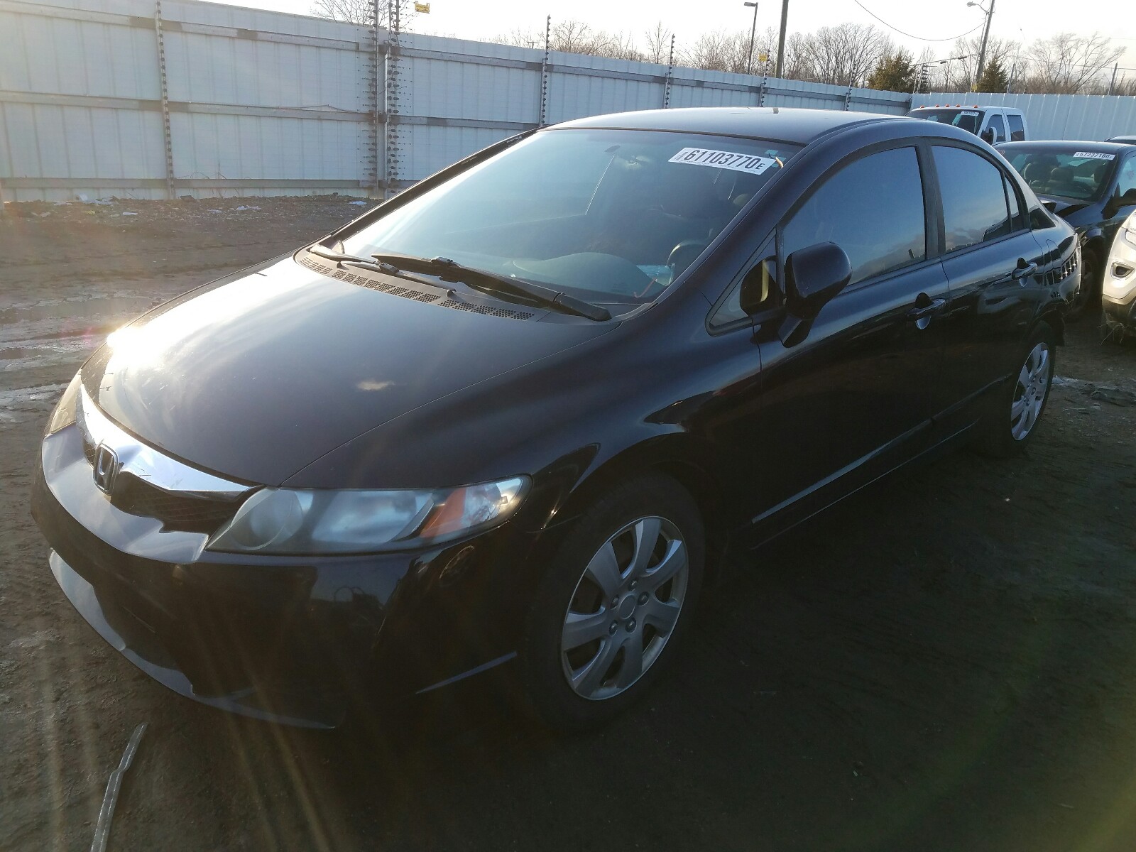 Photo 1 VIN: 19XFA1F54BE017541 - HONDA CIVIC LX 