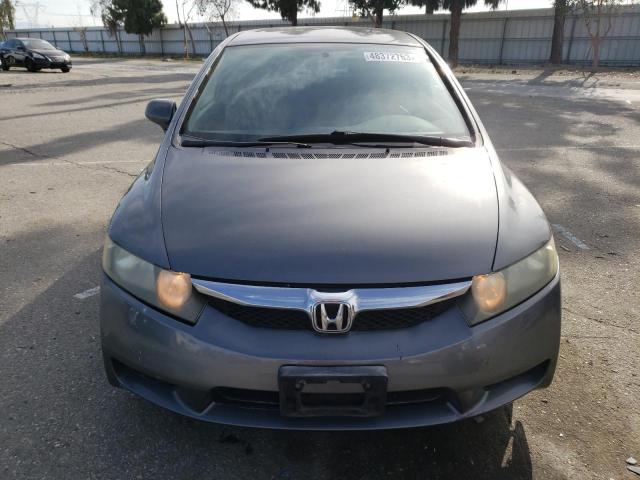 Photo 4 VIN: 19XFA1F55AE049610 - HONDA CIVIC LX 