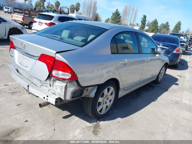 Photo 3 VIN: 19XFA1F55AE053849 - HONDA CIVIC 