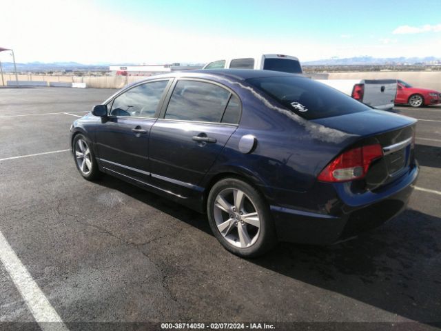 Photo 2 VIN: 19XFA1F56AE005003 - HONDA CIVIC 