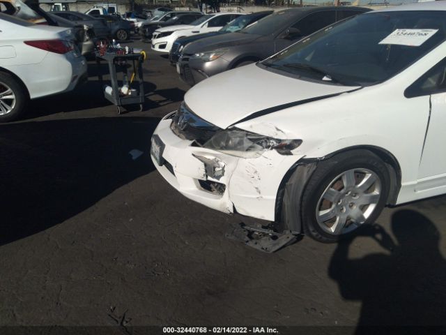 Photo 5 VIN: 19XFA1F56AE013926 - HONDA CIVIC SDN 