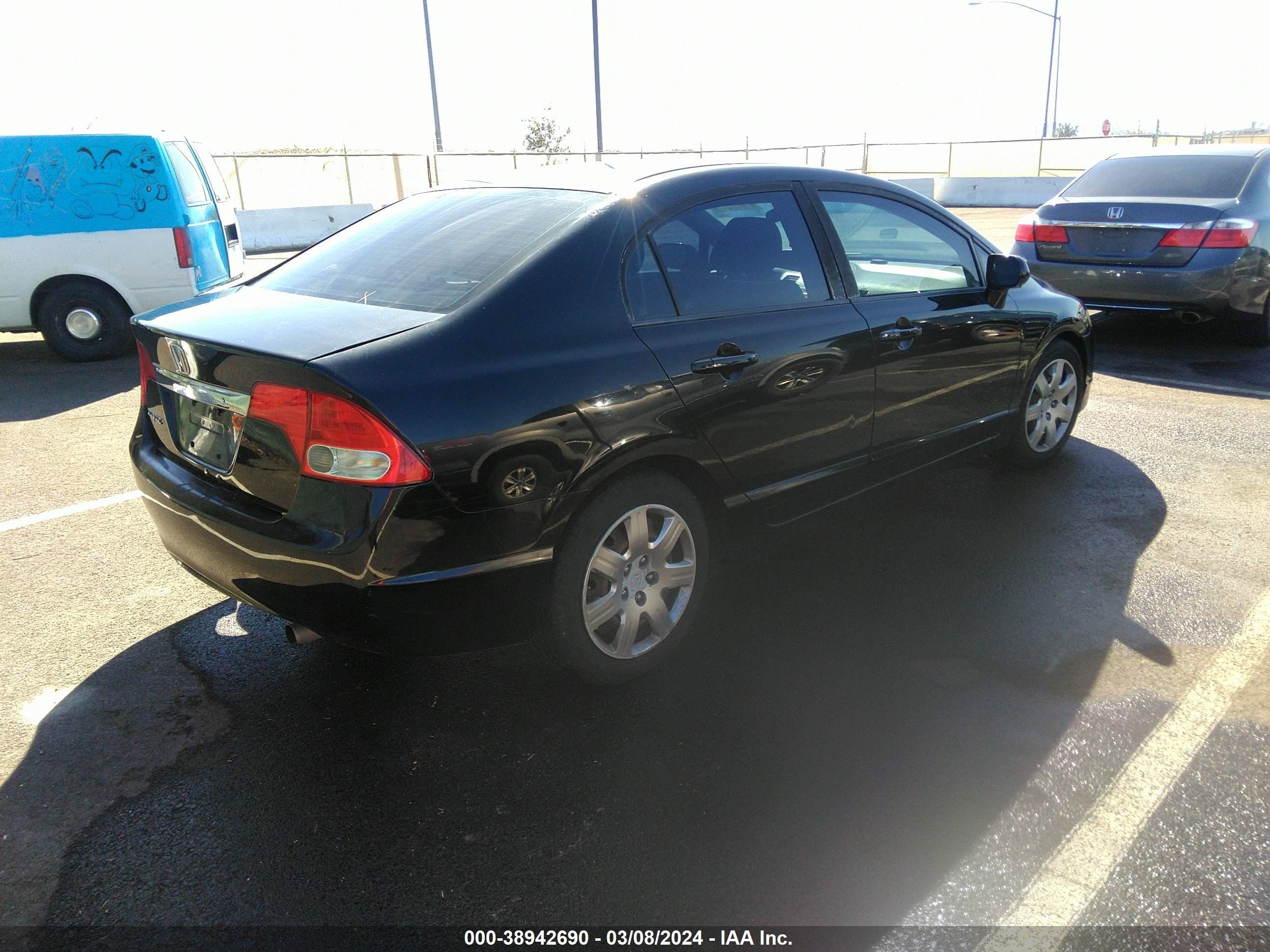 Photo 3 VIN: 19XFA1F58AE085274 - HONDA CIVIC 