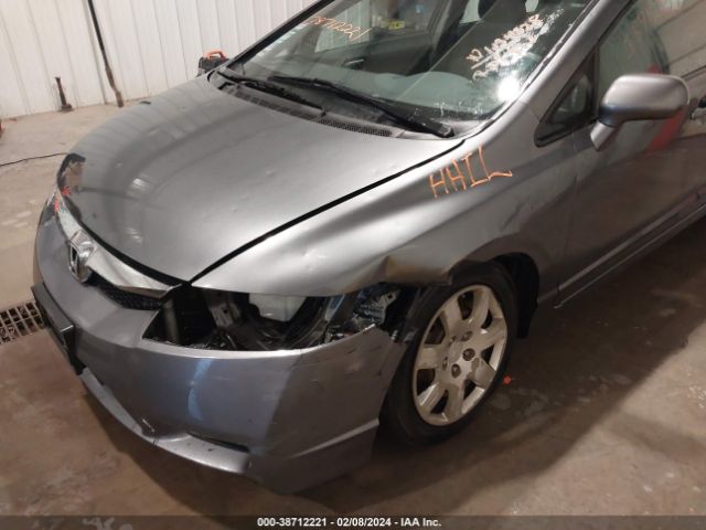 Photo 5 VIN: 19XFA1F59AE052865 - HONDA CIVIC 