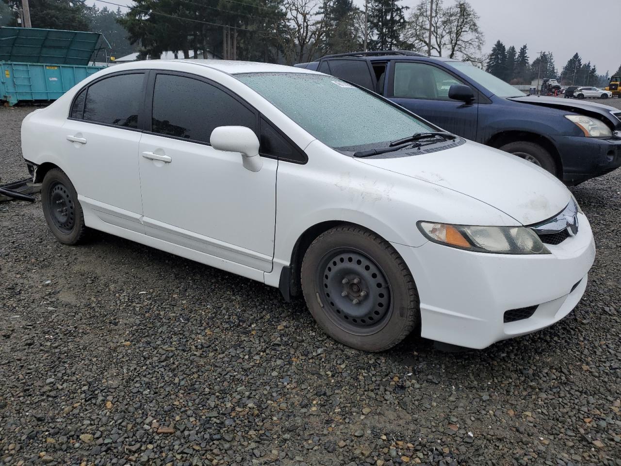 Photo 3 VIN: 19XFA1F5XAE032057 - HONDA CIVIC 