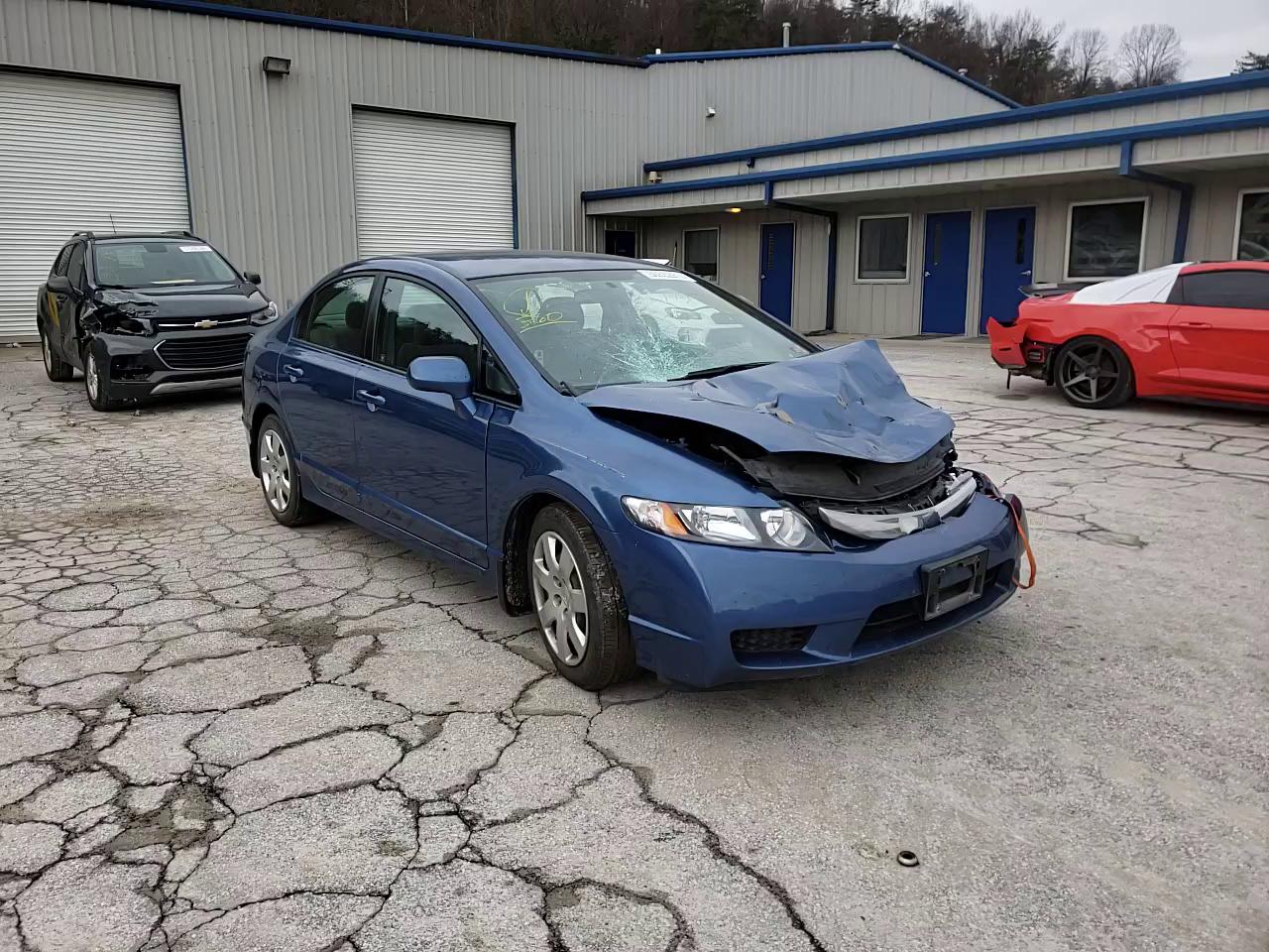 Photo 10 VIN: 19XFA1F5XAE084899 - HONDA CIVIC LX 