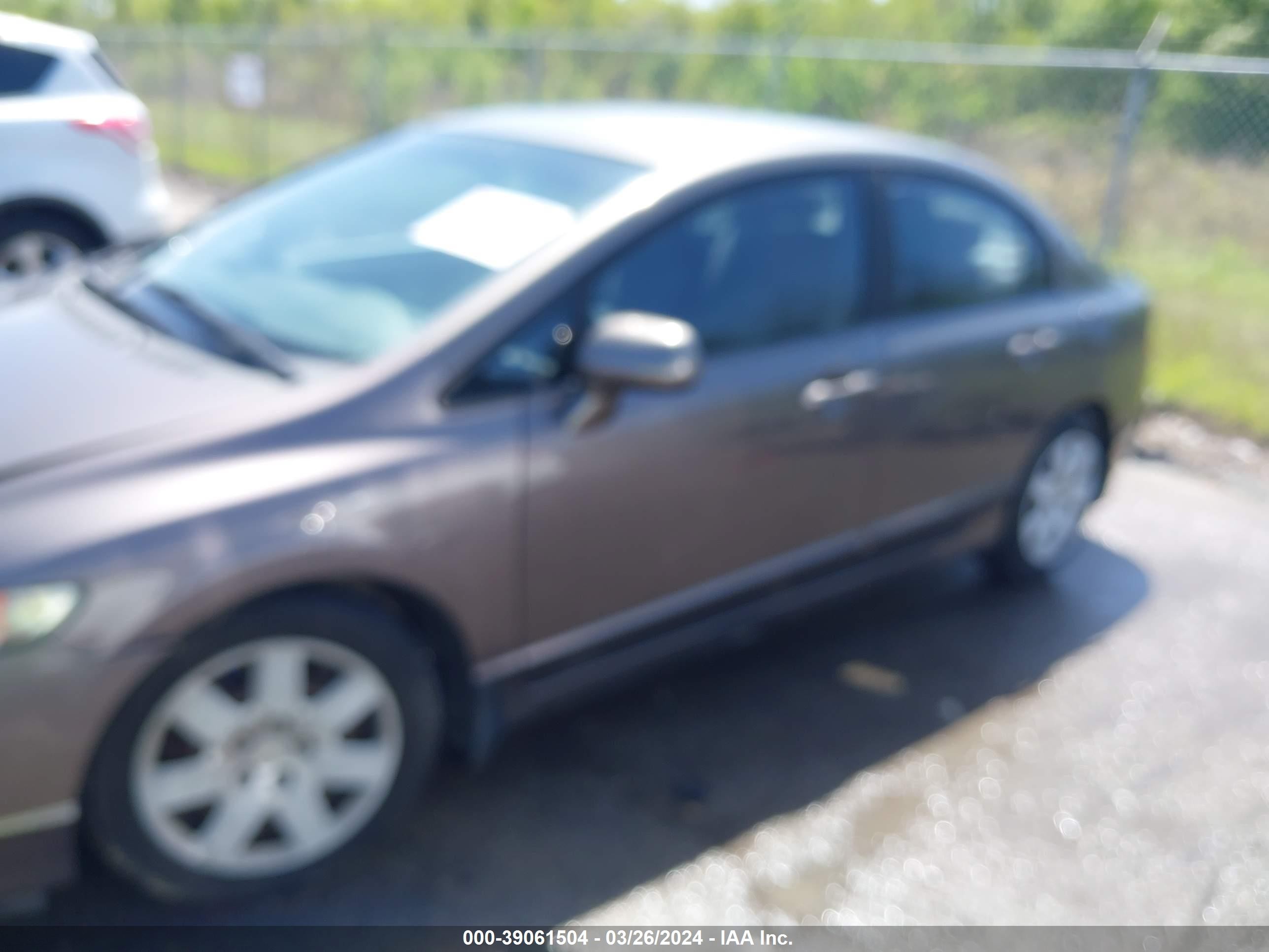 Photo 13 VIN: 19XFA1F5XBE037907 - HONDA CIVIC 