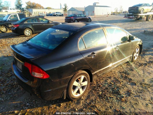 Photo 3 VIN: 19XFA1F63AE017652 - HONDA CIVIC SDN 