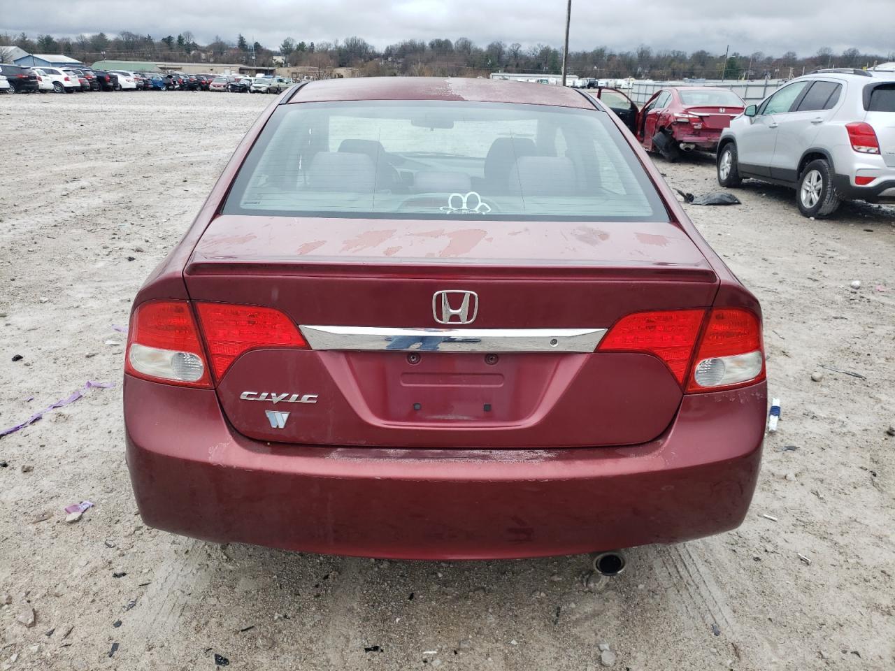 Photo 5 VIN: 19XFA1F65AE017555 - HONDA CIVIC 