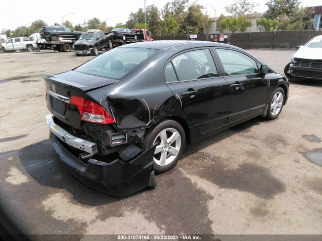 Photo 3 VIN: 19XFA1F66AE048040 - HONDA CIVIC SDN 