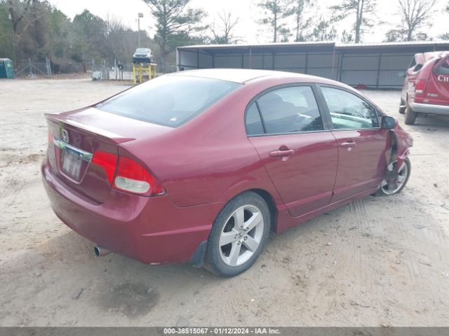 Photo 3 VIN: 19XFA1F6XAE037252 - HONDA CIVIC 