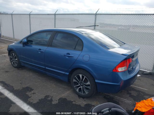 Photo 2 VIN: 19XFA1F6XAE074432 - HONDA CIVIC 