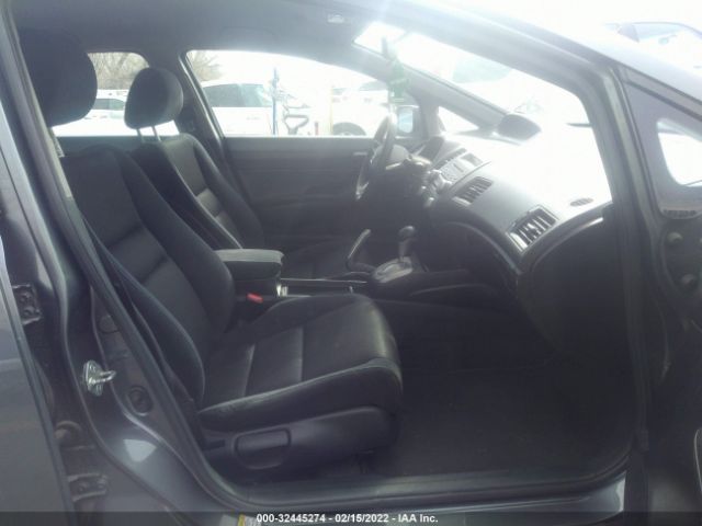 Photo 4 VIN: 19XFA1F6XAE083504 - HONDA CIVIC SDN 