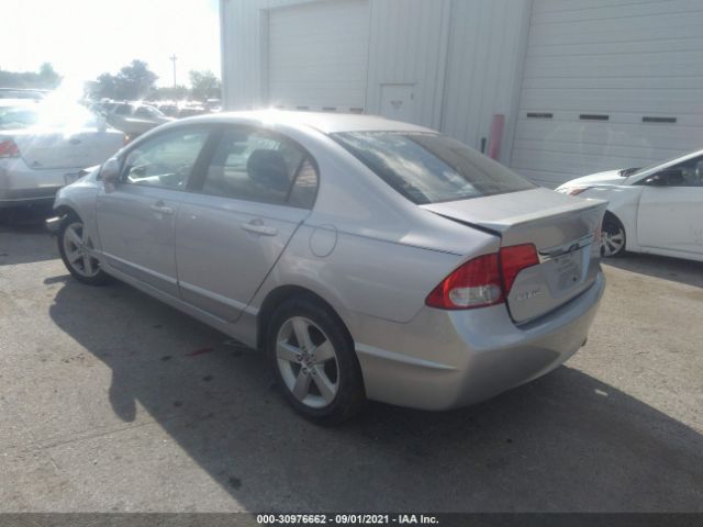 Photo 2 VIN: 19XFA1F6XBE029685 - HONDA CIVIC SDN 