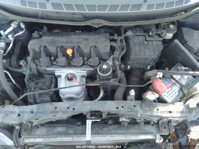 Photo 9 VIN: 19XFA1F84AE010940 - HONDA CIVIC SDN 