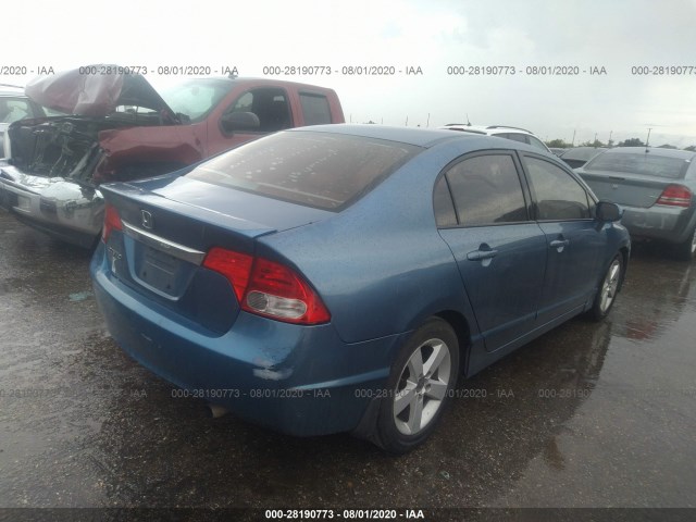 Photo 3 VIN: 19XFA1F89AE010996 - HONDA CIVIC SDN 