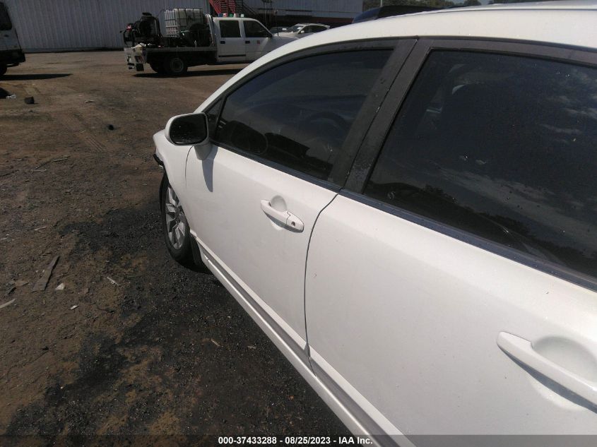 Photo 14 VIN: 19XFA1F8XAE068292 - HONDA CIVIC 