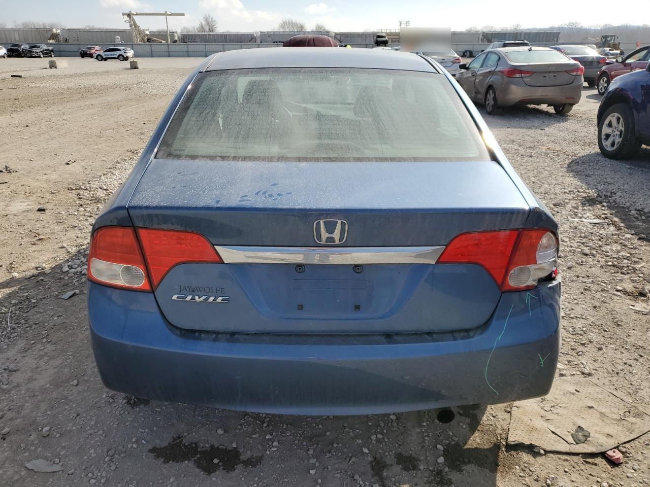 Photo 5 VIN: 19XFA1F8XAE086758 - HONDA CIVIC 