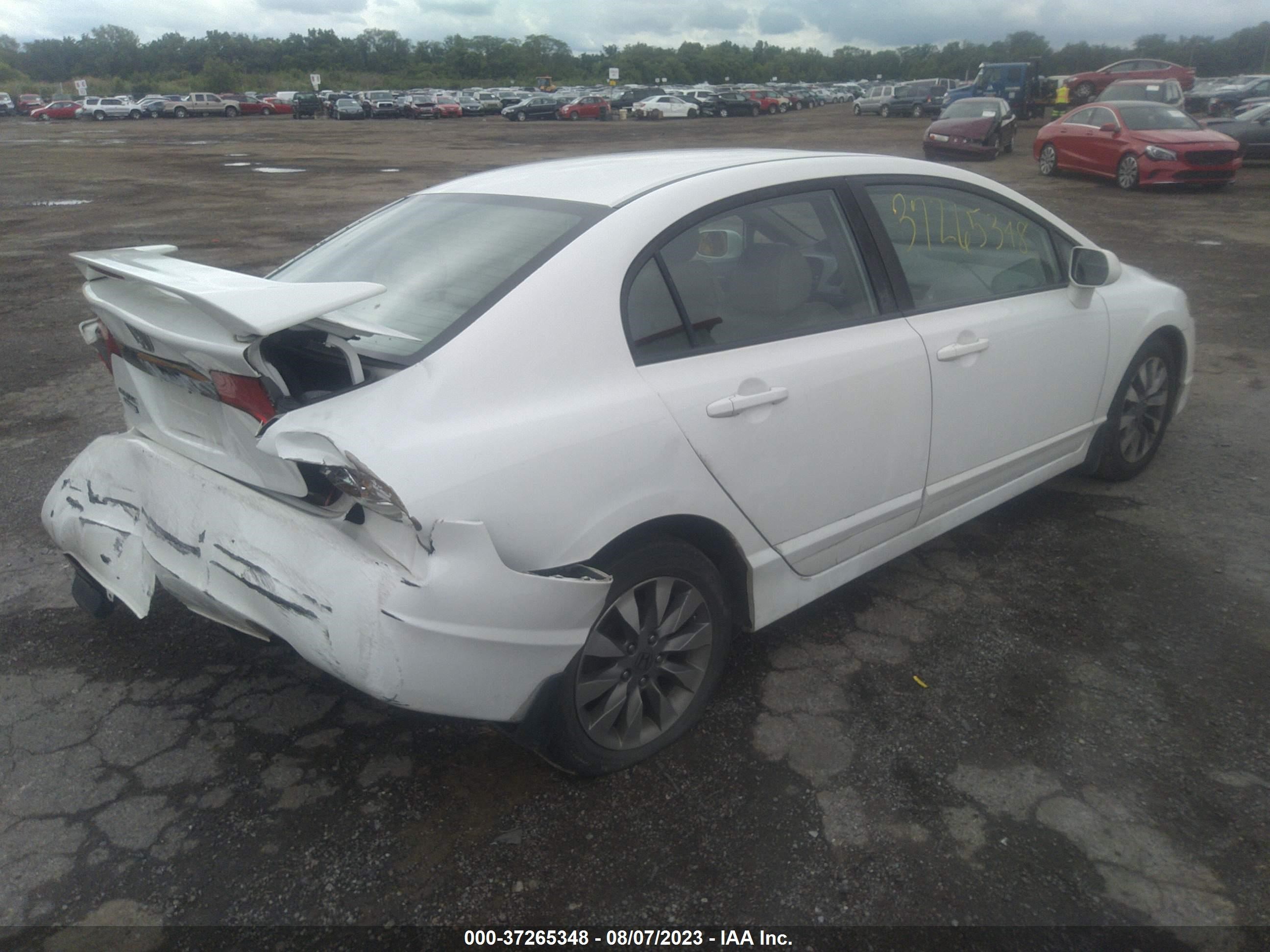 Photo 3 VIN: 19XFA1F99AE039178 - HONDA CIVIC 